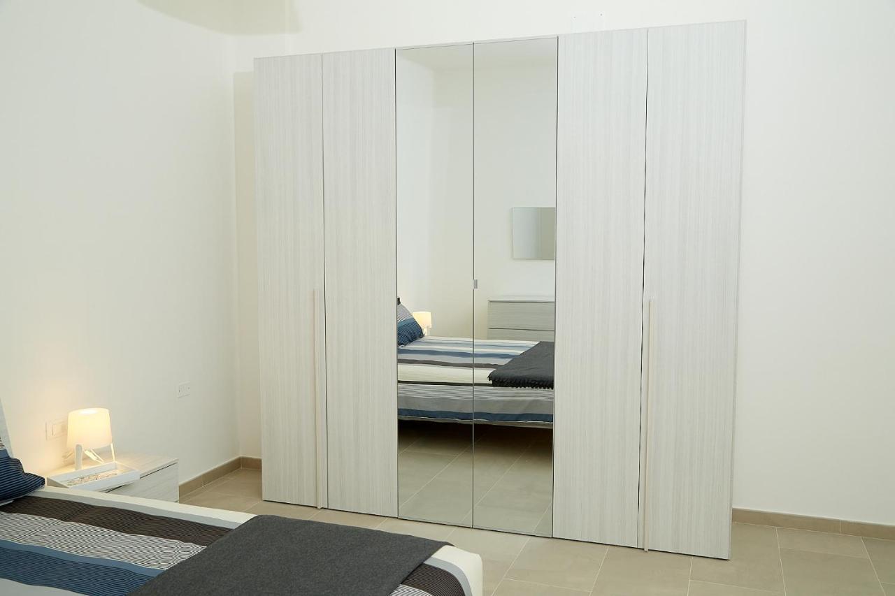 Scirocco Guest House Brindisi Exteriör bild