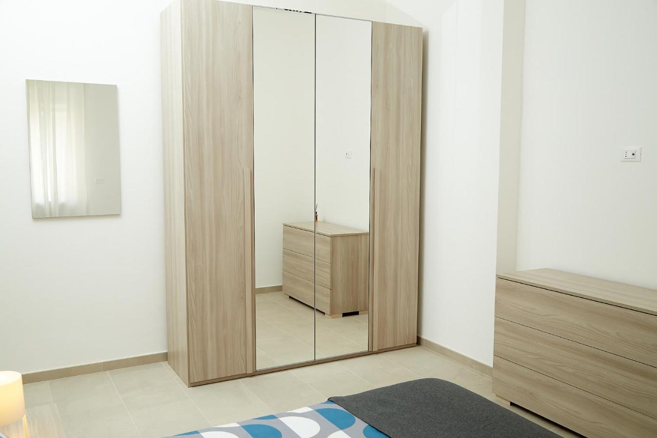 Scirocco Guest House Brindisi Exteriör bild